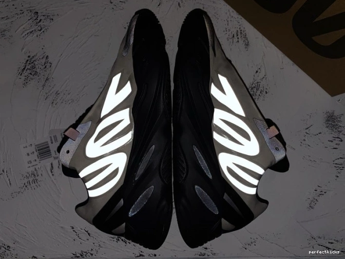 MNVN Adidas Yeezy FY3729 Bone Boost 700 0822